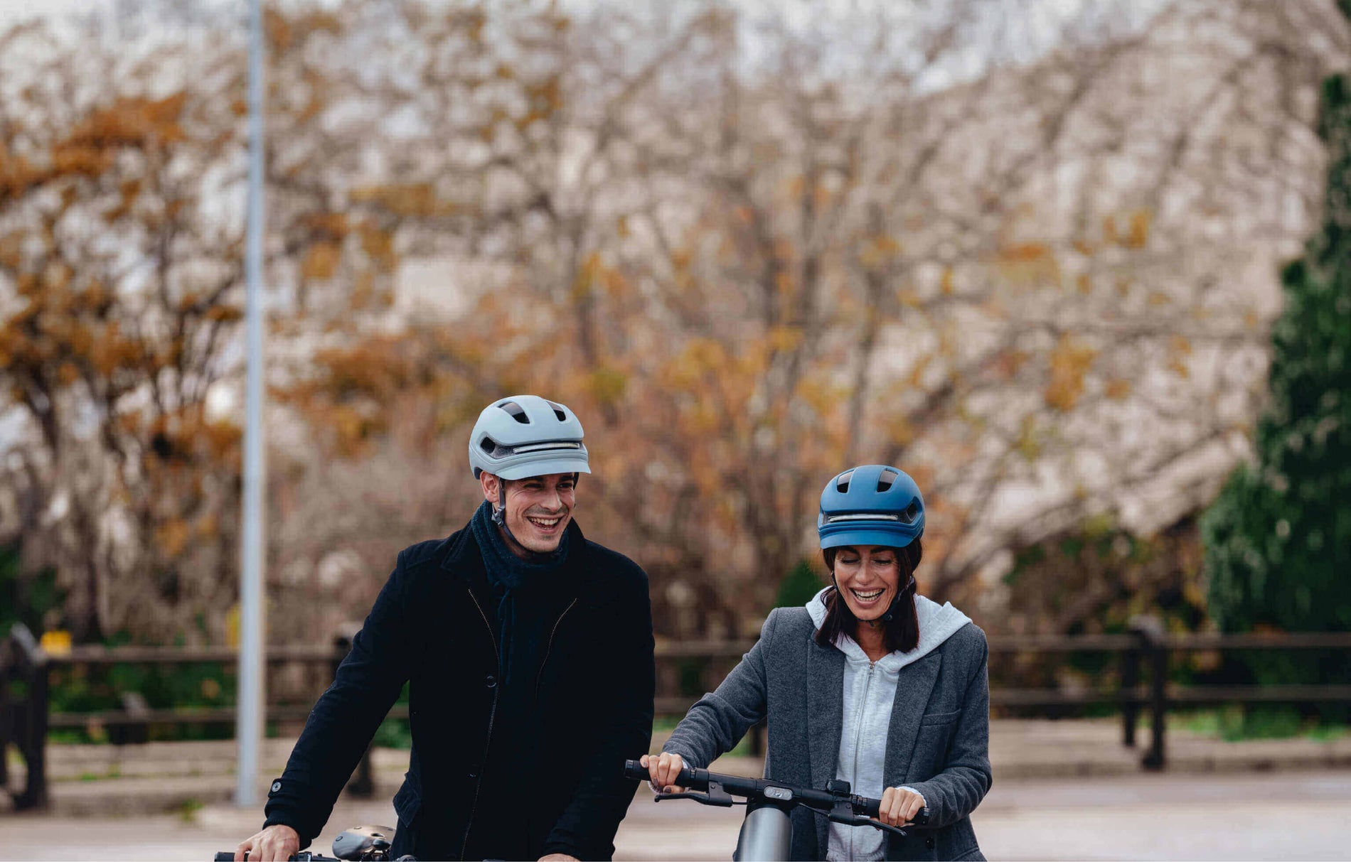 Casco intelligente AURA